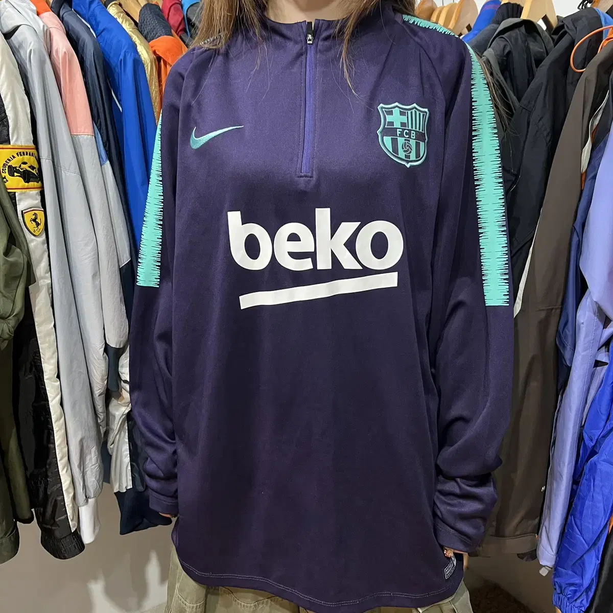 NIKE 나이키 FCB beko 반집업 져지 슬리브